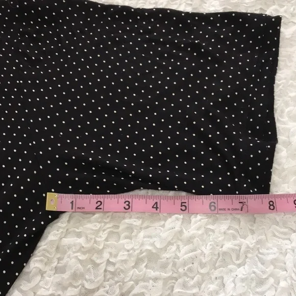 SECRET TREASURES Robe. Size Large - Picture 9 of 10